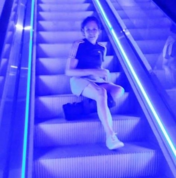 Meet your Posher, Lis - Picture 1 of 1